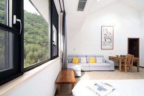 Chambre Deluxe avec lits jumeaux, vue montagne