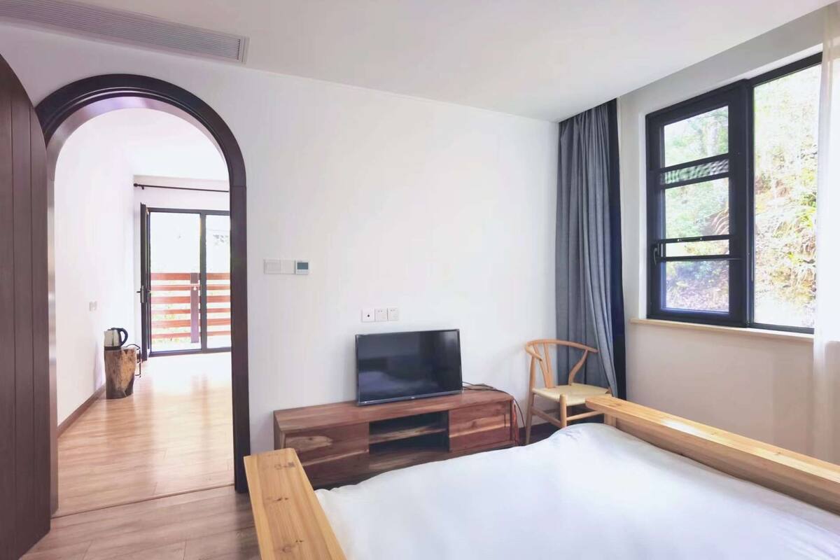 Luxury Double Room, Mountain View