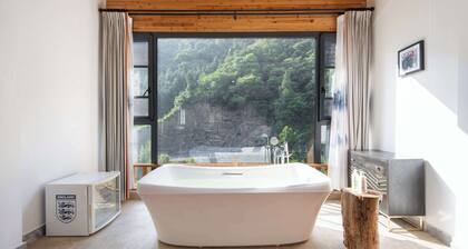 XiangLu YiMo Valley Retreat Guesthouse