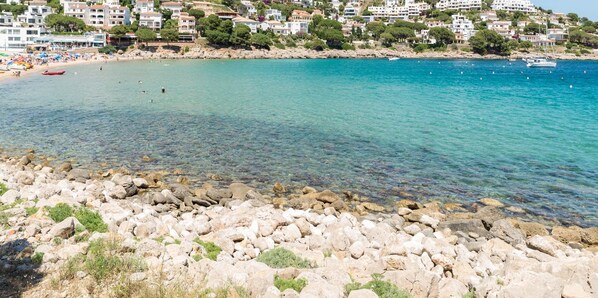 Beach - Villa in L’Escala with Private Pool (L'Escala)