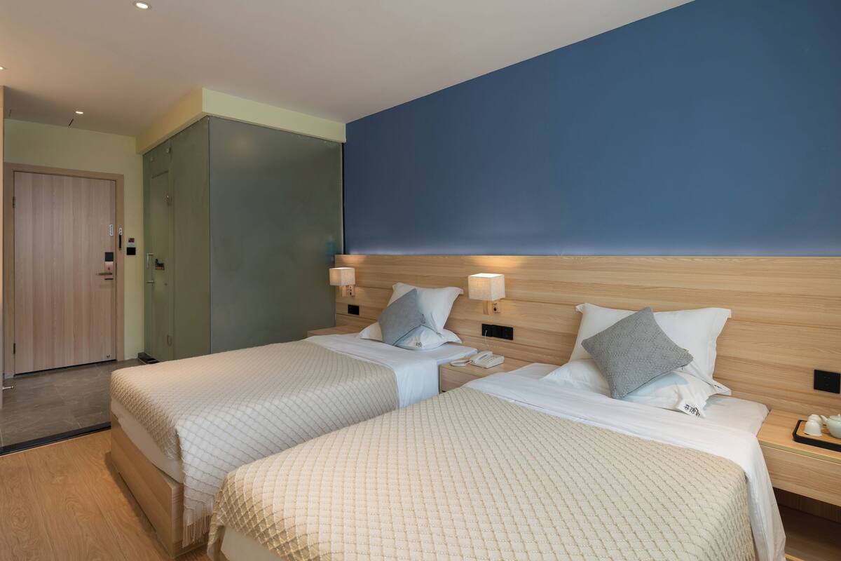Comfort Twin Room
