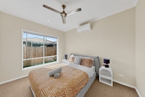 4 habitaciones, tabla de planchar con plancha y wifi gratis