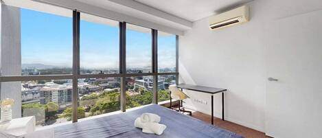 1 bedroom, iron/ironing board, travel cot, free WiFi