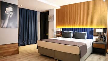 Quarto premium, vista para o mar | Roupas de cama de algodão egípcio, roupas de cama premium, frigobar