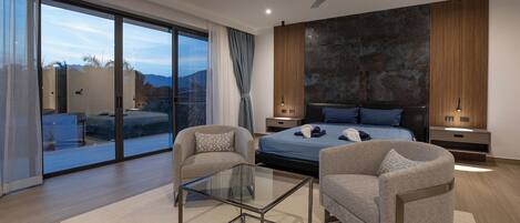 5 bedrooms, iron/ironing board, WiFi, bed sheets