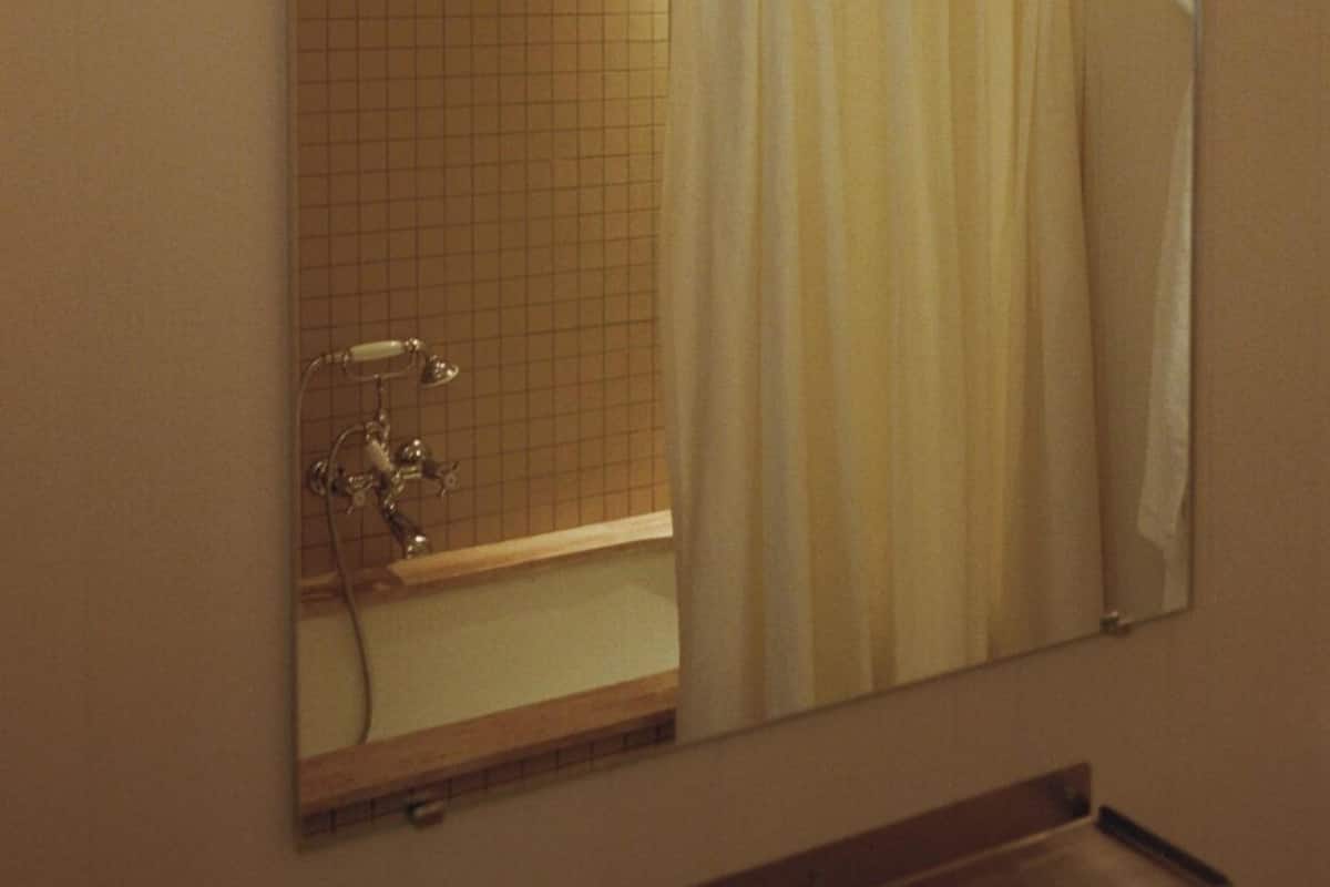 Classic Room - Balcony | Bathroom | Free toiletries, hair dryer, towels, soap