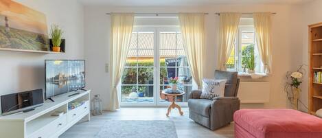 電視、書籍、音樂庫、音響