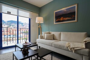 TV, offices - w* | Delightful 1BR w/ Perfect Balcony in Cusco (Cusco)