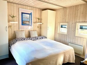 4 bedrooms, travel crib, free WiFi - Lakolk - On the beach - Up to 8 people (Rømø)