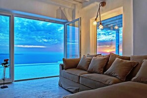 Fernseher, Stereoanlage