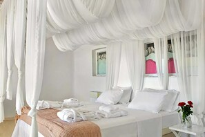 7 bedrooms, free WiFi