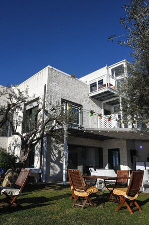 Exterior - Villa Felicia with infinity pool - My Rental Homes (Massa Lubrense)