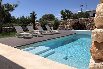 My Rental Homes - Nure Villa 2 with private pool, air conditioning and wifi