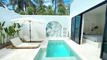 Kolam renang outdoor