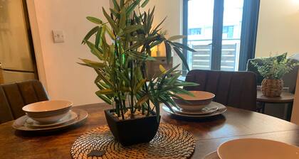 Central Liverpool Apartment-sleeps 6-free Parking