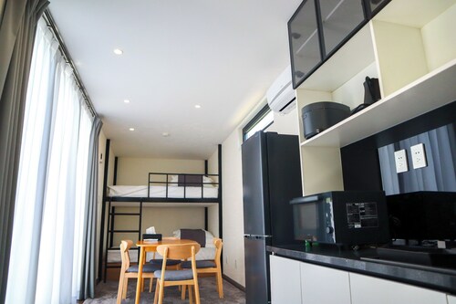 Compact Container 29 sq.m.] 1 to 4 persons 40 Ft.