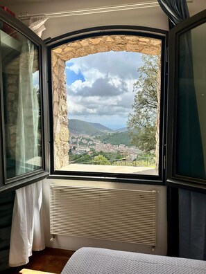 4 chambres, bureau, fer et planche Ă repasser, Wi-Fi gratuit