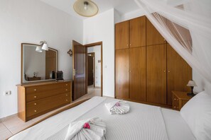 3 Schlafzimmer, Bügeleisen/Bügelbrett, WLAN, Bettwäsche