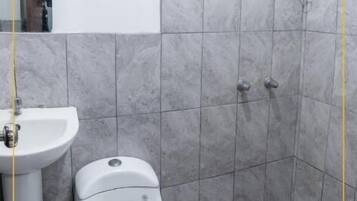 Shower, free toiletries, towels, soap