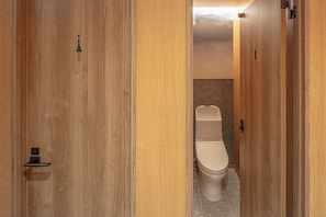 Tea Room Capsule - Female Only | Bathroom | Shower, hair dryer, towels, shampoo