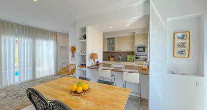 Vivalidays Greco House - Pineda de Mar