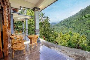 Villa Deluxe, 1 chambre, vue sur la montagne | Terrasse/patio