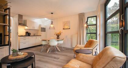 Detached four-person dune house