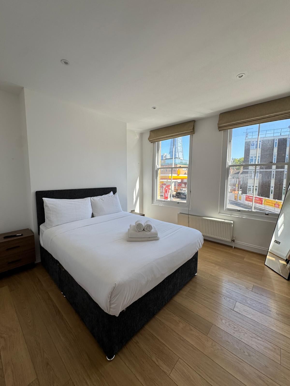 3 bedrooms, free WiFi, bed sheets