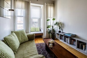 スマートテレビ、書斎 / ワークスペース