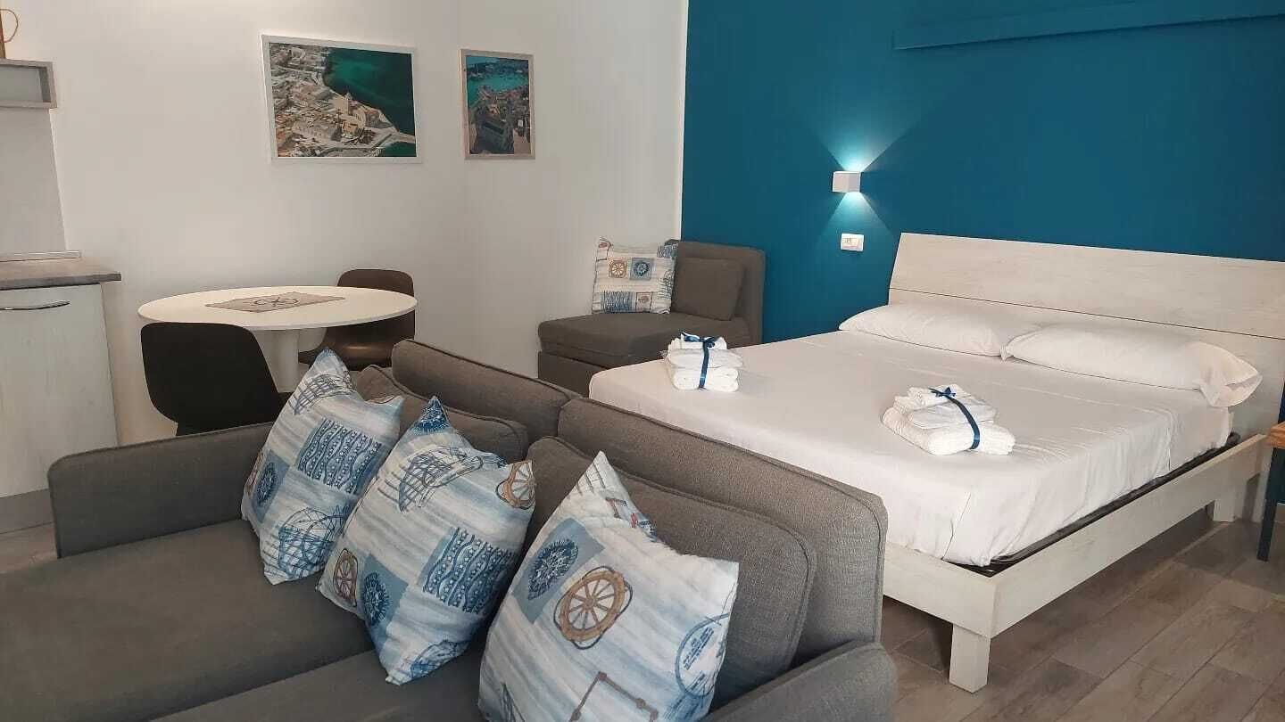 Studio, Terrasse | Laptopgeeigneter Arbeitsplatz, Bügeleisen/Bügelbrett, kostenloses WLAN