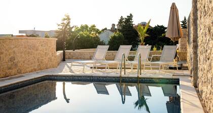 Meridian Pool Residences