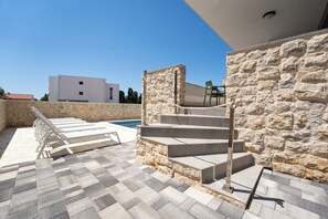 Exterior - Meridian Pool Residences (Novalja)