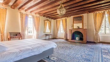 14 chambres, Wi-Fi, draps fournis