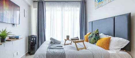 Leilighet – comfort, balkong, byutsikt | 1 soverom og wi-fi (inkludert)