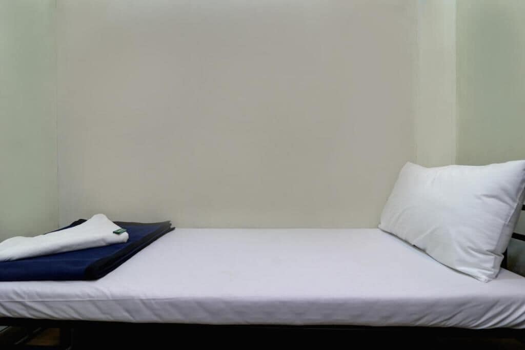Photo - Hotel Shabana - Colaba Causeway