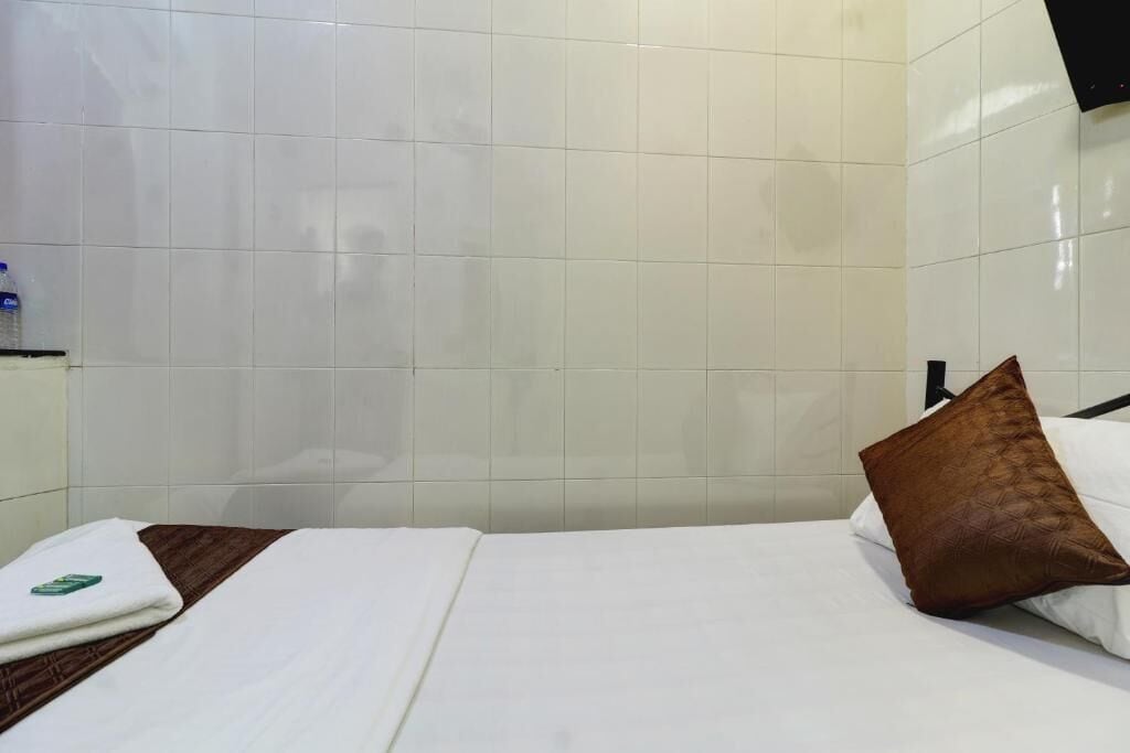 Photo - Hotel Shabana - Colaba Causeway