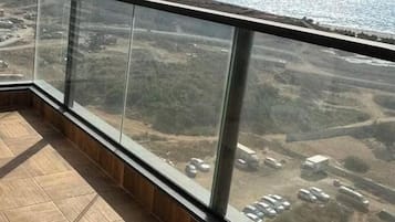 Apartment, 4 Bedrooms, Beachside | Terrace/patio