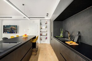 Apartment | Private kitchen - Akhziv Seaside Retreat by Sea N' Rent (Nahariya)