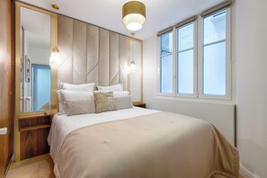 2 chambres, fer et planche Ă repasser, Wi-Fi, draps fournis