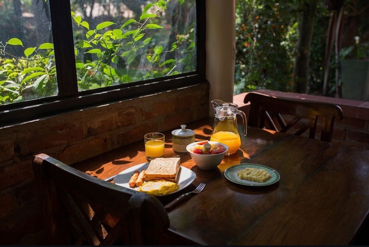 Free daily full breakfast 