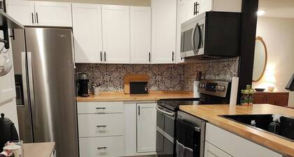 Julieâs Place on Rt 66