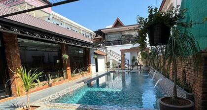 Walking Street Hotel