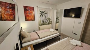 1 bedroom, iron/ironing board, free WiFi, bed sheets