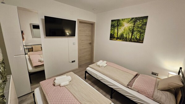 1 Schlafzimmer, Bügeleisen/Bügelbrett, kostenloses WLAN, Bettwäsche