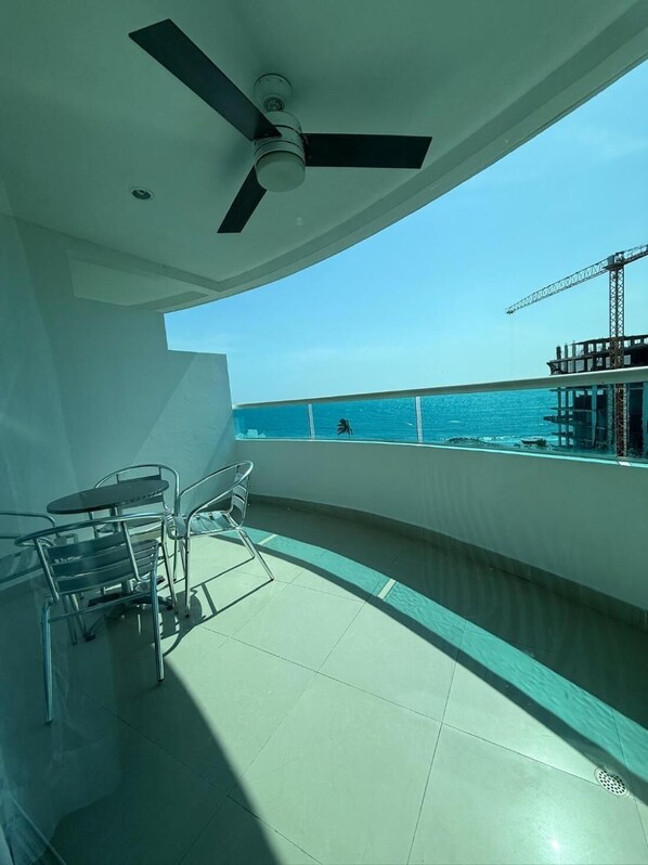 Leilighet, 2 soverom, tilgjengelighetstilpasset, røyk | Balkong