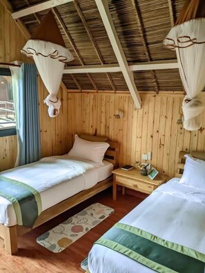 Free WiFi, bed sheets - Longoza Ecolodge (Andasibe)