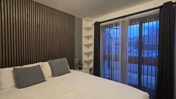 Standard Apartment | 2 bedrooms, iron/ironing board, free WiFi