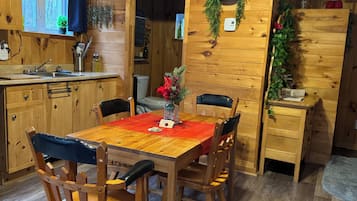 Alpehytte – standard | Eget kjøkken