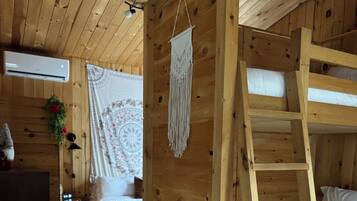 Standard Chalet | Living area