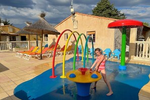 Exterior - Camping Pegomas (St.-Remy-de-Provence)